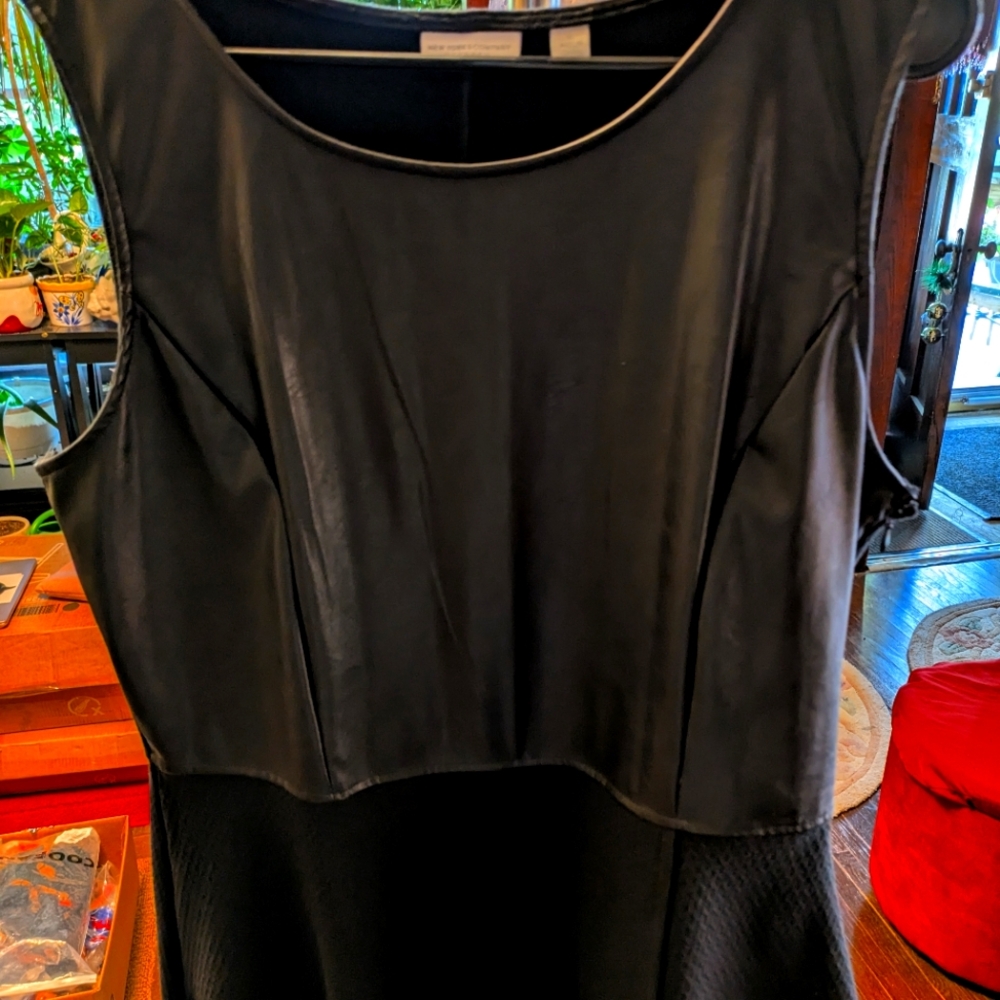New York & Company Black Sleeveless Tunic Never Worn!